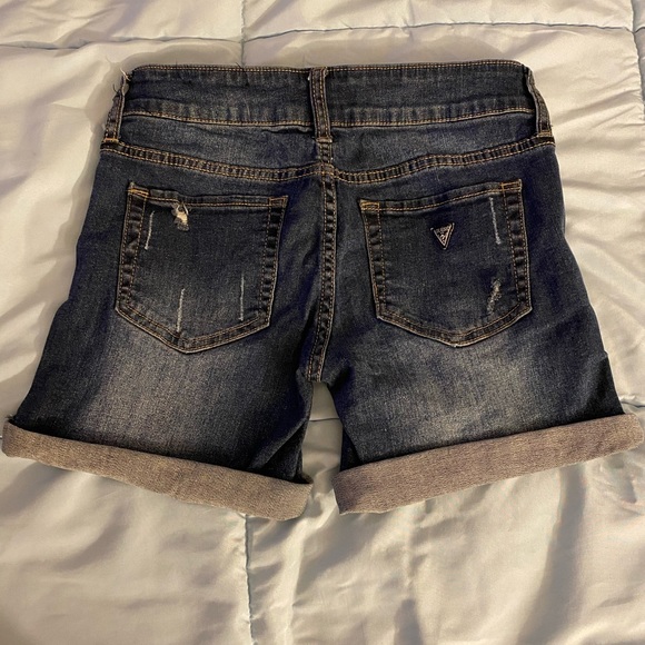 Guess Jeans Distressed Shorts - Picture 2 of 3